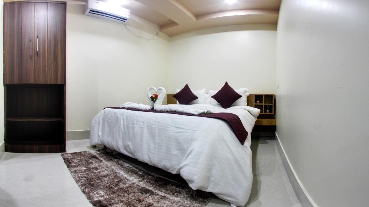 古瓦哈提 Bharalu Residency酒店 外观 照片