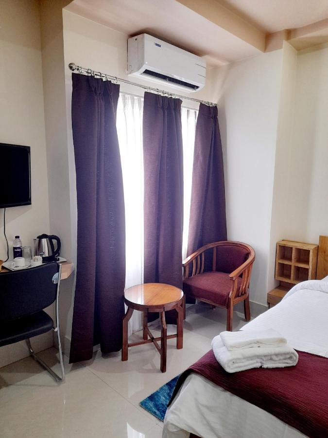 古瓦哈提 Bharalu Residency酒店 外观 照片